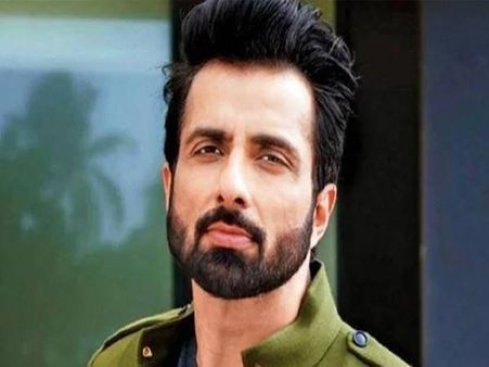 நடிகர் சோனு சூட் 