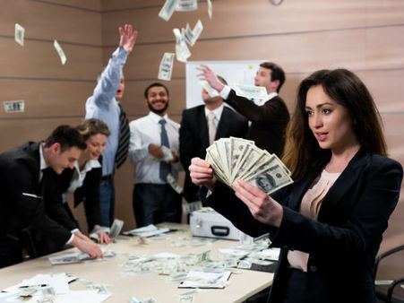 ஊதியம் :