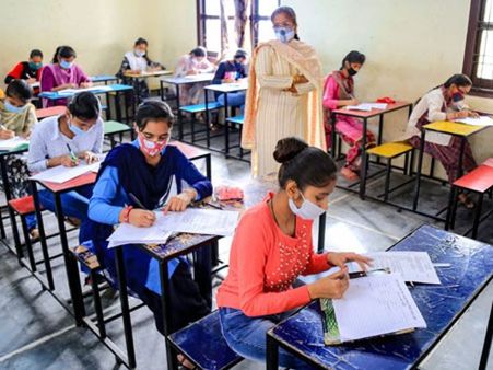 ஐஐடி-யில் காலக் கெடு நீட்டிப்பு