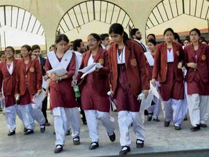 MP Board 10th Result: देखें 2018 के 10वीं के टॉपर्स की लिस्ट