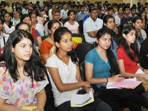 UPTET 2018: यूपीटीईटी 2018 परीक्षा के समय में हुआ बदलाव, यहां देखें नया एग्जाम शेड्यूल
