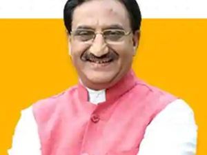 #EducationMinisterGoesLive : एचआरडी मंत्री रमेश पोखरियाल की उप-कुलपतियों से बातचीत स्थगित,जनिए अपडेट
