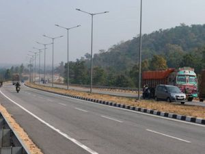 भारत के टॉप 10 राष्ट्रीय राजमार्ग: जानिए किस राज्य से जुड़ा है कौन सा राष्ट्रीय राजमार्ग