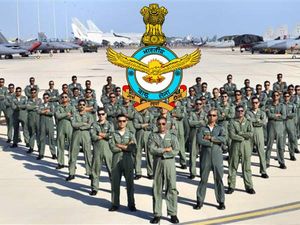 Army Day 2023: एयरफोर्स में फाइटर पायलट कैसे बनें, जानिए योग्यता
