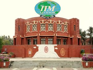 Top MBA in Finance Colleges In Lucknow 2023: लखनऊ के टॉप एमबीए इन फाइनेंस कॉलेज की लिस्ट