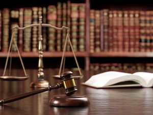 Career in LLM Constitutional Law 2023: संवैधानिक कानून में एलएलएम कर कैसे बनाएं करियर