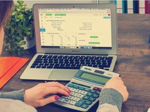 कैसे करें BBA Accounting का कोर्स, जानें प्रवेश प्रक्रिया, फीस, टॉप कॉलेज और सिलेबस के बारे में