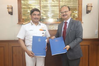 सुरक्षित सामुद्रिक संचार के लिए भारतीय नौसेना ने रमन अनुसंधान संस्थान के साथ किया समझौता