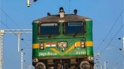 Railway Apprentice Recruitment 2023: 10वीं और आईटीआई पास के लिए रेलवे में अप्रेंटिसशिप करने का मौका