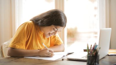 AAI Recruitment 2023: जूनियर सहायक समेत अन्य पदों पर निकली भर्तियां, सैलरी 1 लाख 40 हजार तक