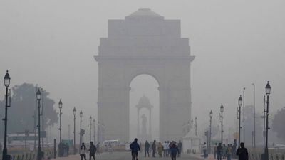 राजधानी दिल्ली में सांस लेना हुआ मुश्किल! 10 नवंबर तक दिल्ली के सभी प्राइमरी स्कूल बंद