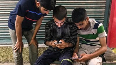 यूपी बोर्ड 10वीं रिजल्ट 2024 वेबसाइट, SMS और डिजिलॉकर से कैसे करें डाउनलोड