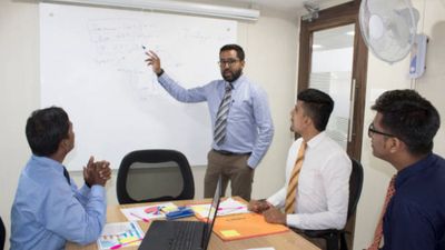 SSC-CGL 2024: एसएससी ने निकाली ग्रुप ‘बी’ और ग्रुप ‘सी’ पदों पर भर्ती, यहां देखें सभी पदों की सूची