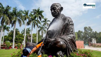 Gandhi Jayanti Wishes 2024: गांधी जयंती पर शेयर करें शुभकामना संदेश, बापू को दें श्राद्धंजलि