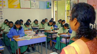 प्रोफेशनल पाठ्यक्रमों के छात्रों के लिए 1 लाख रुपए तक की छात्रवृत्ति