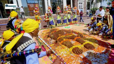 Govardhan Puja 2024: कब और क्यों की जाती है गोवर्धन पूजा? जानें कैसे हुई इस पर्व की शुरुआत