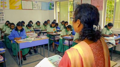 KV और JNV में अनुबंध शिक्षकों को स्थायी करने का कोई प्रावधान नहीं! 