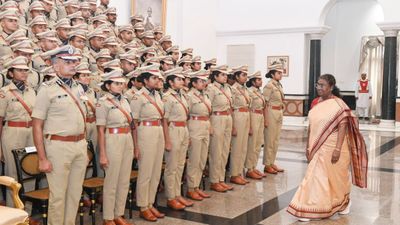 ये रहा सरकारी डाटा- जानिए किस राज्य में कितने IAS एवं IPS अधिकारी