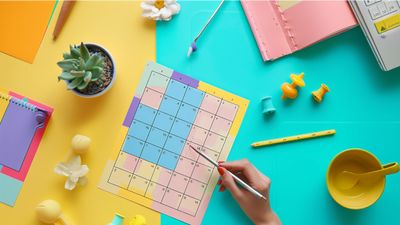 UP Public Holidays 2025| अगले साल कब-कब रहेगा उत्तर प्रदेश में पब्लिक हॉलीडे