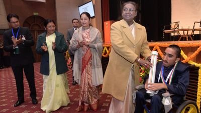 राष्ट्रपति ने करीब 17 बच्चों को प्रधानमंत्री राष्ट्रीय बाल पुरस्कार प्रदान किया  