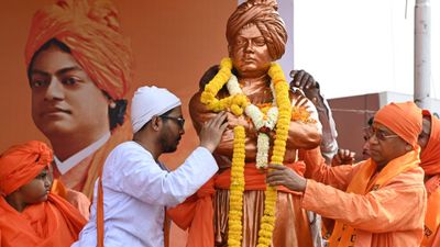 10 books by Swami Vivekananda: स्वामी विवेकानंद जयंती पर पढ़ें स्वामी विवेकानंद की 10 सर्वश्रेष्ठ बुक्स