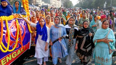 Guru Gobind Singh Jayanti 2025: गुरु गोविंद सिंह जयंती पर भाषण कैसे लिखें?