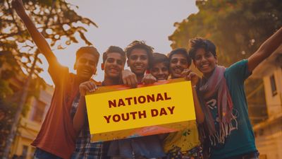 National Youth Day 2025: राष्ट्रीय युवा दिवस पर शुभकामनाएं, व्हाटसअप संदेश शेयर करें  