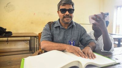 World Braille Day 2025: विश्व ब्रेल दिवस क्यों मनाते हैं? जानिए और शेयर करें ये शुभकामना संदेश