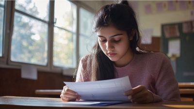 Bihar Board 12th Result 2025: बीएसईबी इंटर रिजल्ट Digilocker और SMS से कैसे करें डाउनलोड