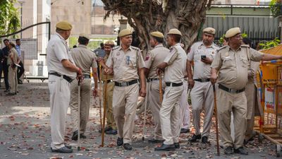 बिहार पुलिस कांस्टेबल भर्ती 2025 के लिए शीघ्र करें आवेदन, 18 अप्रैल अंतिम तिथि