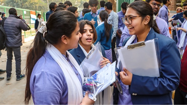 CISCE ने किए कक्षा 11वीं, 12वीं के Syllabus में बदलाव, चेक करें अन्य डिटेल CISCE ने किए कक्षा 11वीं, 12वीं के Syllabus में बदलाव, चेक करें अन्य डिटेल