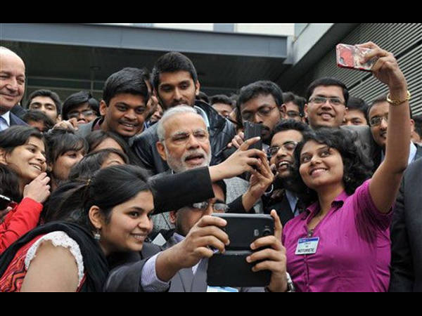 Modi takes selfie with Indian students in France Modi takes selfie with Indian students in France
