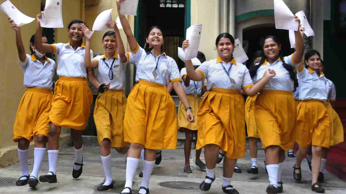 Average Expenditure On IIT JEE Coaching