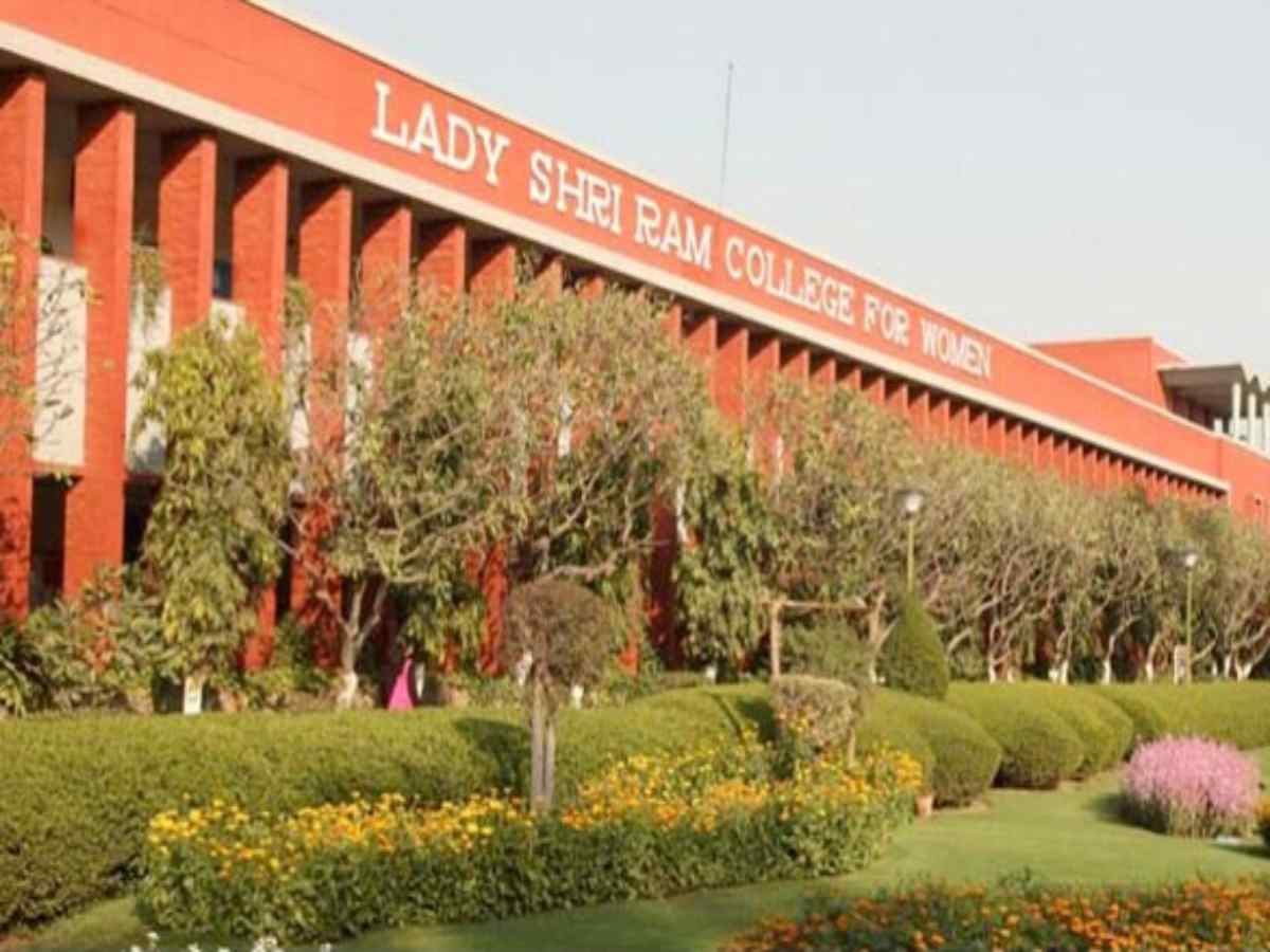 BA in History: Scope, Best Colleges, and Admission