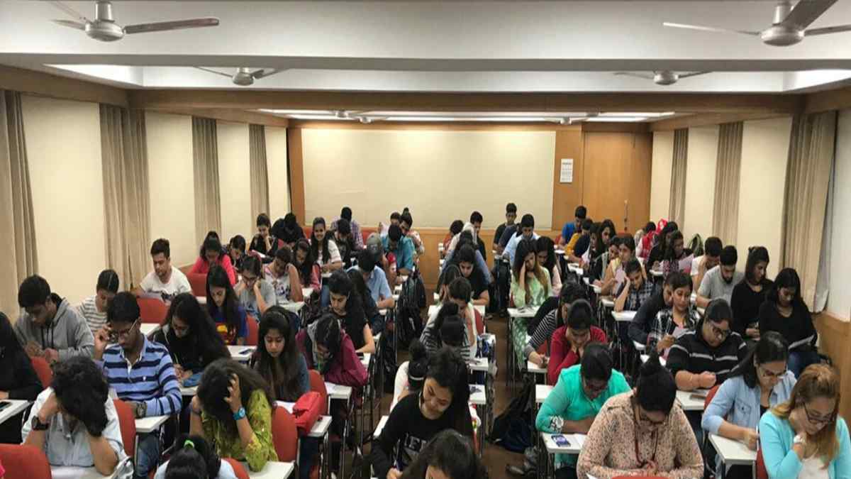 BA in English Literature: Scope, Best Colleges