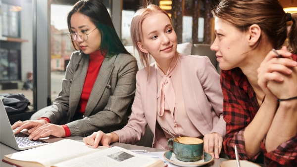 Certificate Courses for History students: Career