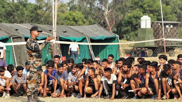 IGNOU Signs MoUs with Armed Forces 