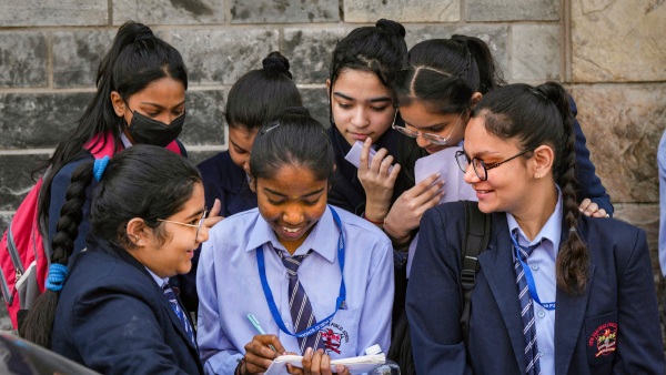 7 Effective Tips to Crack IIT JEE Without Coaching