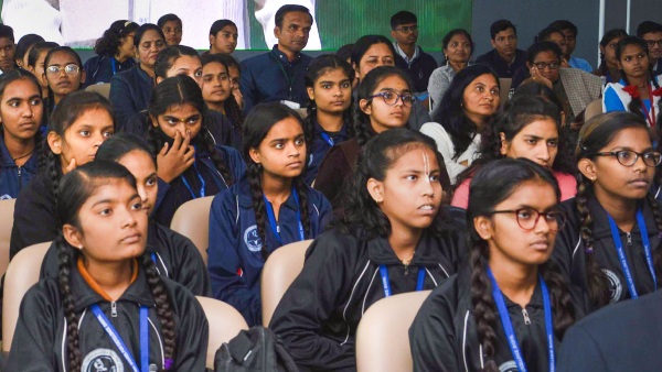 Can a Biology student do MBA? Can a Biology student do MBA?