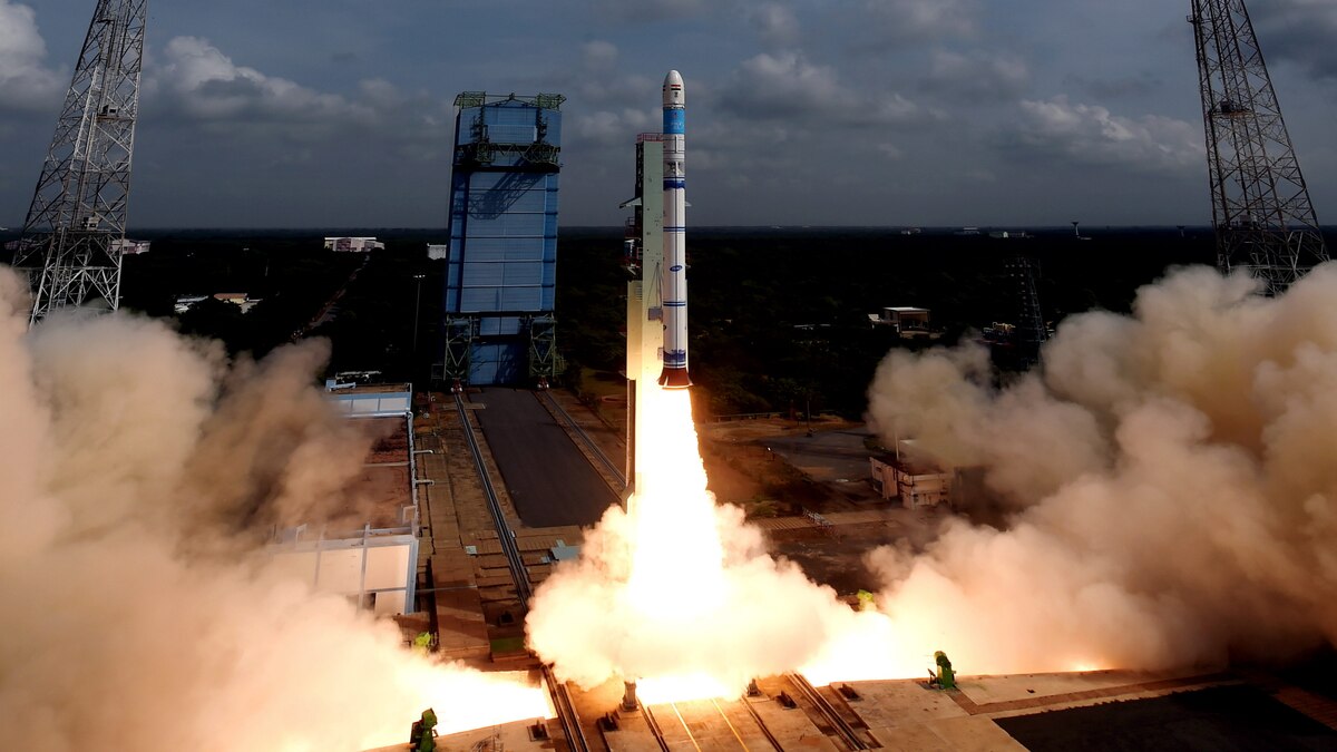ISRO's Historic Achievement: Discover 10 Special Features of the SSLV ...