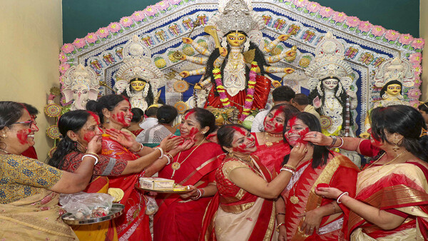 Difference Between Navratri and Durga Puja