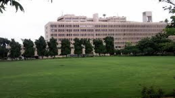 IIT Delhi English Instructors Recruitment 2024