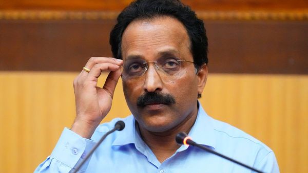 S Somanath Receives Malliyoor Shankar Award