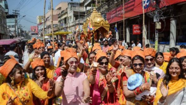 Essay on Mahavir Jayanti for Students in English Essay on Mahavir Jayanti for Students in English