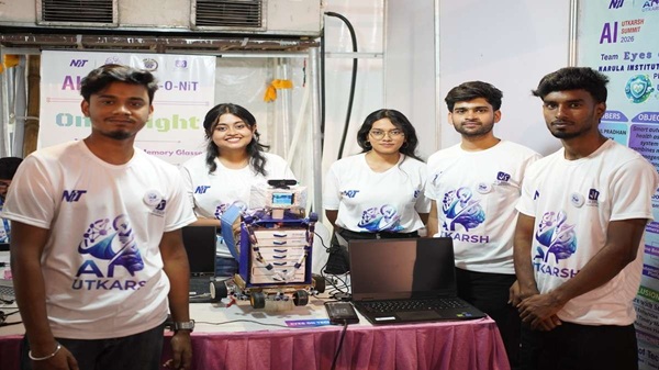Explore Career Opportunities in Pharmacy Explore Career Opportunities in Pharmacy