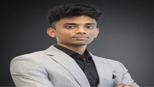 Lakshmanan Meyyappan: World's Youngest CA Lakshmanan Meyyappan: World's Youngest CA