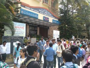 ದ್ವಿತೀಯ ಪಿಯುಸಿ ಎಲೆಕ್ಟ್ರಾನಿಕ್ಸ್ ಪ್ರಶ್ನೆಪತ್ರಿಕೆ ಪರ್ವಾಗಿಲ್ಲ!