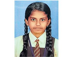 ಕನ್ನಡದಲ್ಲಿ ಗರಿಷ್ಠ ಅಂಕಗಳಿಸಿ ರಾಜ್ಯಕ್ಕೆ ಪ್ರಥಮ ಬಂದ ತೆಲುಗು ವಿದ್ಯಾರ್ಥಿನಿ