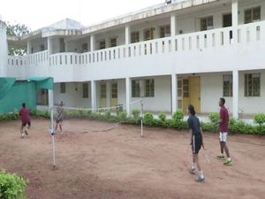 ಶೈಕ್ಷಣಿಕವಾಗಿ ಹಿಂದುಳಿದ ಜಿಲ್ಲೆಗಳಿಗೆ ವಸತಿಯುಕ್ತ ಕಾಲೇಜುಗಳು