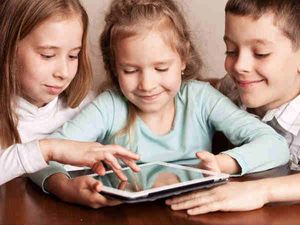 ಕಾಲೇಜ್ ವಿದ್ಯಾರ್ಥಿಗಳಿಗೆ ಆನ್ಲೈನ್ ​​ಕಲಿಕೆ ಪ್ರಯೋಜನಗಳು